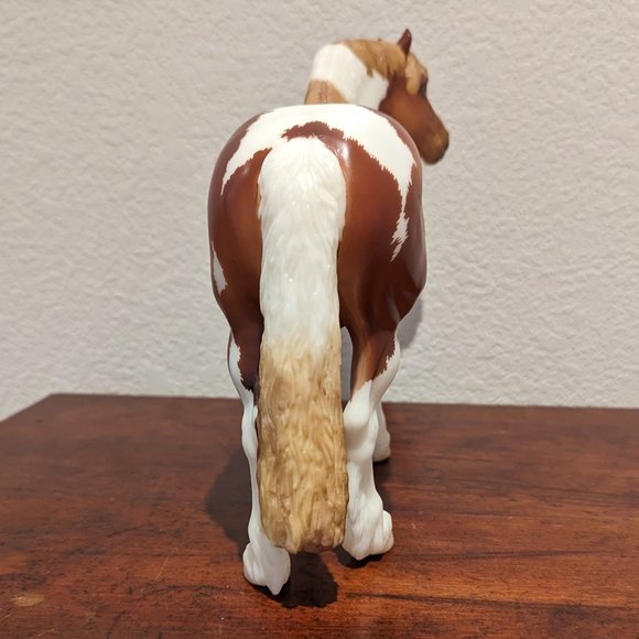 Breyer Honeybear 2022 Collector Club model - Picture 4 of 7